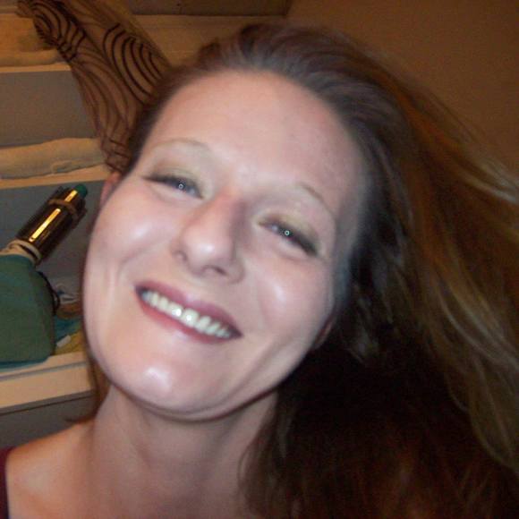 Meet your Posher, Brandy - Picture 1 of 1